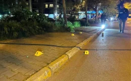 Beylikdüzü’nde bir şahıs, boşanma aşamasında olduğu karısını sokak ortasında bıçakladı