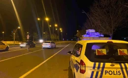 Diyarbakır’da otomobilin motosiklete çarpması sonucu 2 kişi yaralandı