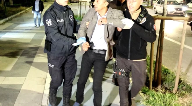 Aksaray’da alkollü sürücü polis uygulamasından kaçmaya çalışırken yakalandı