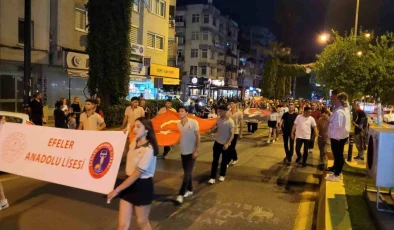 Aydın Efeler Anadolu Lisesi’nden Gençlik Yürüyüşü