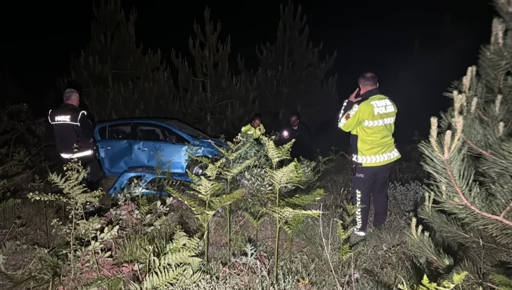 Bolu’da Uçuruma Yuvarlanan Otomobildeki Kişi Yaralandı
