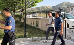 Burdur’da yaşlı adamın cüzdanı ve telefonu gasp edildi, şüpheli tutuklandı