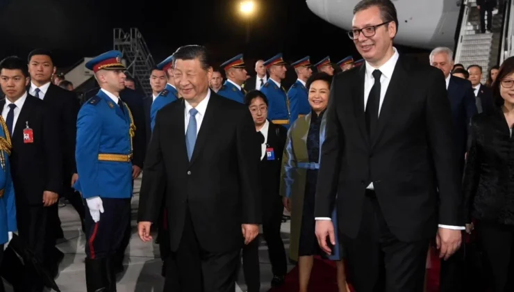 Çin Devlet Başkanı Şi Cinping, Sırbistan’a geldi