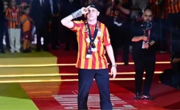 Durgun tavırlarıyla dikkat çekmişti! Kerem’den veda eder gibi açıklama