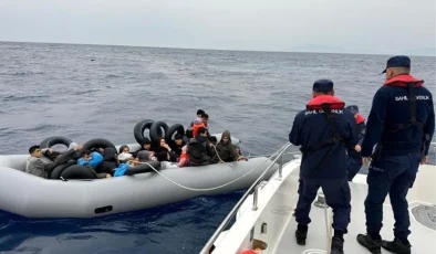 İzmir’de 28 düzensiz göçmen kurtarıldı
