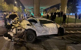 Kocasinan ilçesinde tren ile otomobil çarpıştı, sürücü yaralandı