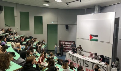 Paris 8 Üniversitesinde Filistin Destekçisi Öğrenciler Gazze’ye Destek Eylemleri İçin Görüş Alışverişinde Bulundu