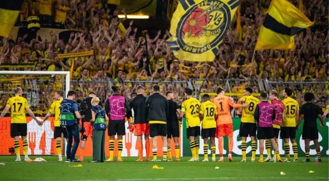 PSG’yi eleyen Dortmund, Şampiyonlar Ligi’nin ilk finalisti oldu