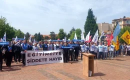 Tavşanlı’da Öğretmenler Şiddet Olaylarına Tepki Gösterdi