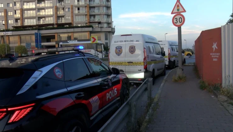 KÜÇÜKÇEKMECE’de Piknik Yapanlar Tarafından Erkek Cesedi Bulundu