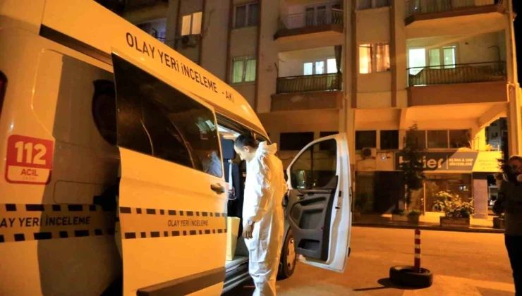 Antalya’da Apartman Sakini Ölü Bulundu